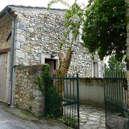 La Grande Terre Holiday home